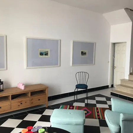 Art Bay